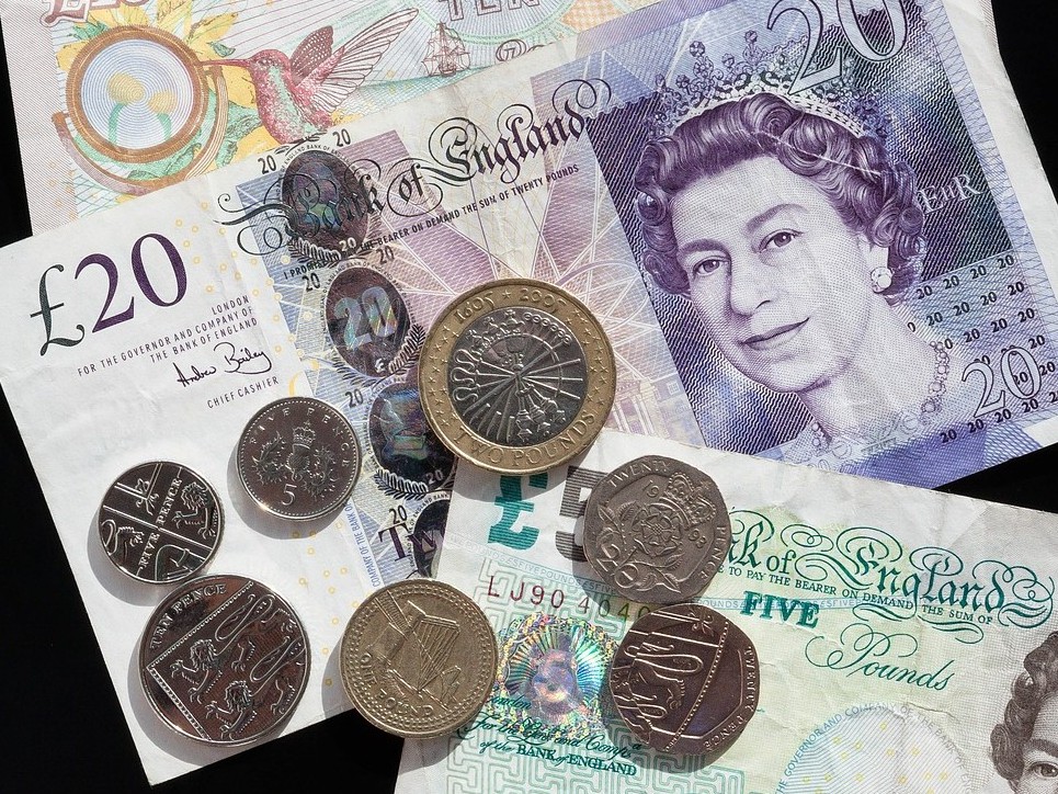 Female accountants still earn £17,000 less than men