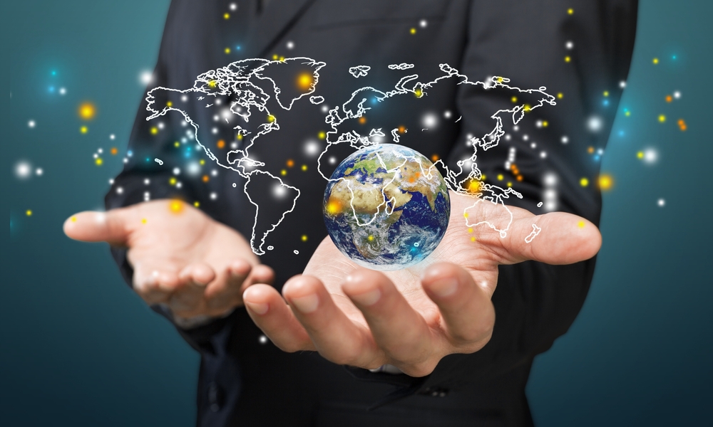 How can global HR keep different cultures in mind?